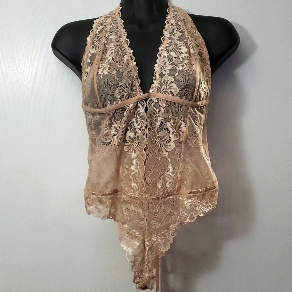 Gorgeous baby doll, corset detail and open front